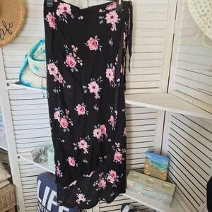 Divided H&M Floral Wrap Skirt Size 6 Black Pink Midi Summer Casual